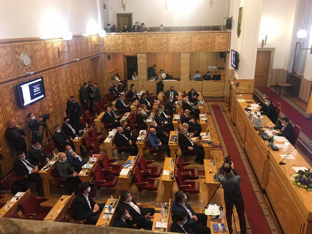 Депутати обрали заступників голови оновленої Закарпатської обласної ради