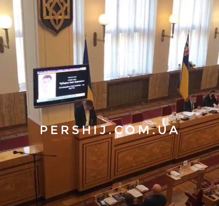 Депутати Закарпатської обласної ради від «ОП-ЗЖ» покинули сесійну залу