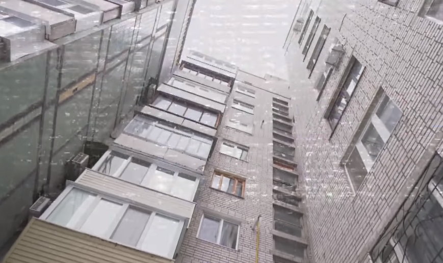 Бабця-терористка: божевільна пенсіонерка планувала підірвати багатоповерхівку, люди дивом вижили (ВІДЕО)