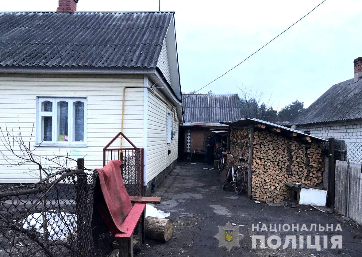 Бив сокирою по голові: 17-літній юнак вбив працівницю "Укрпошти", яка розвозила пенсії (ФОТО, ВІДЕО)