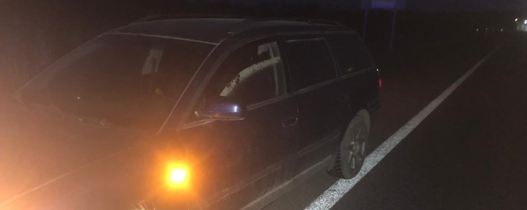 В Ужгороді двом чоловікам, яких затримали за крадіжку авто загрожує до 8 років позбавлення волі (ФОТО)