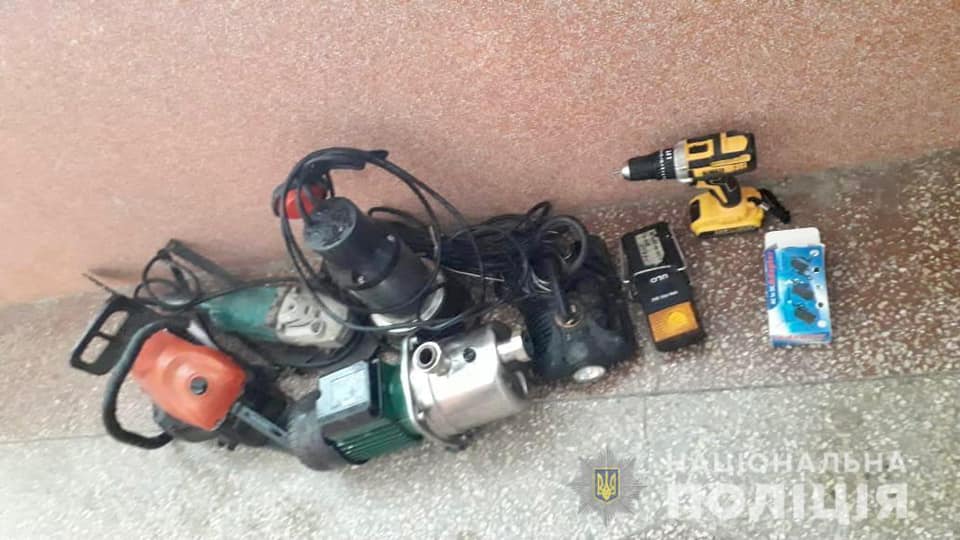 У Виноградові двом братам, які обікрали автомийку загрожує до шести років позбавдення волі (ФОТО)