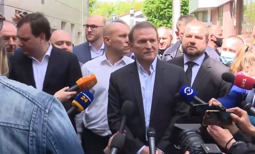 Виступ Віктора Медведчука перед засіданням Київського апеляційного суду (ВІДЕО)